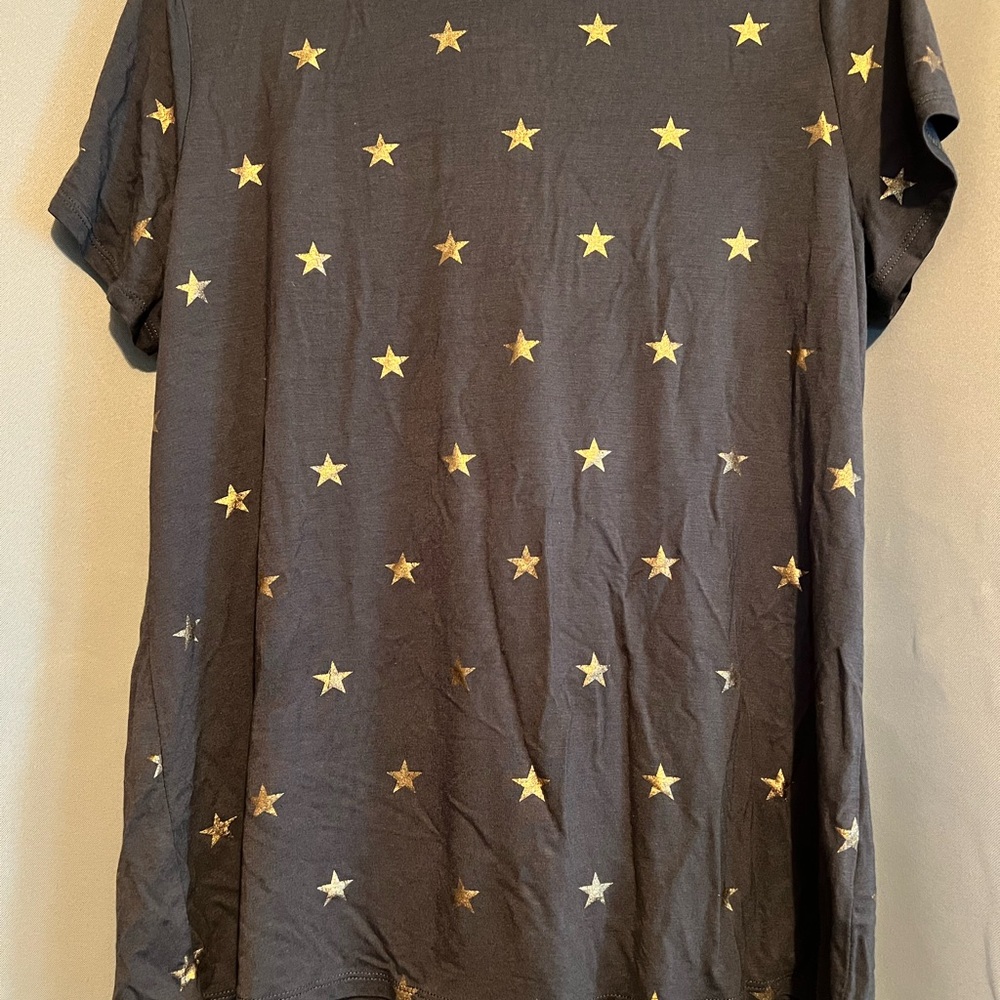 Maurices Gray Tee with Gold Stars